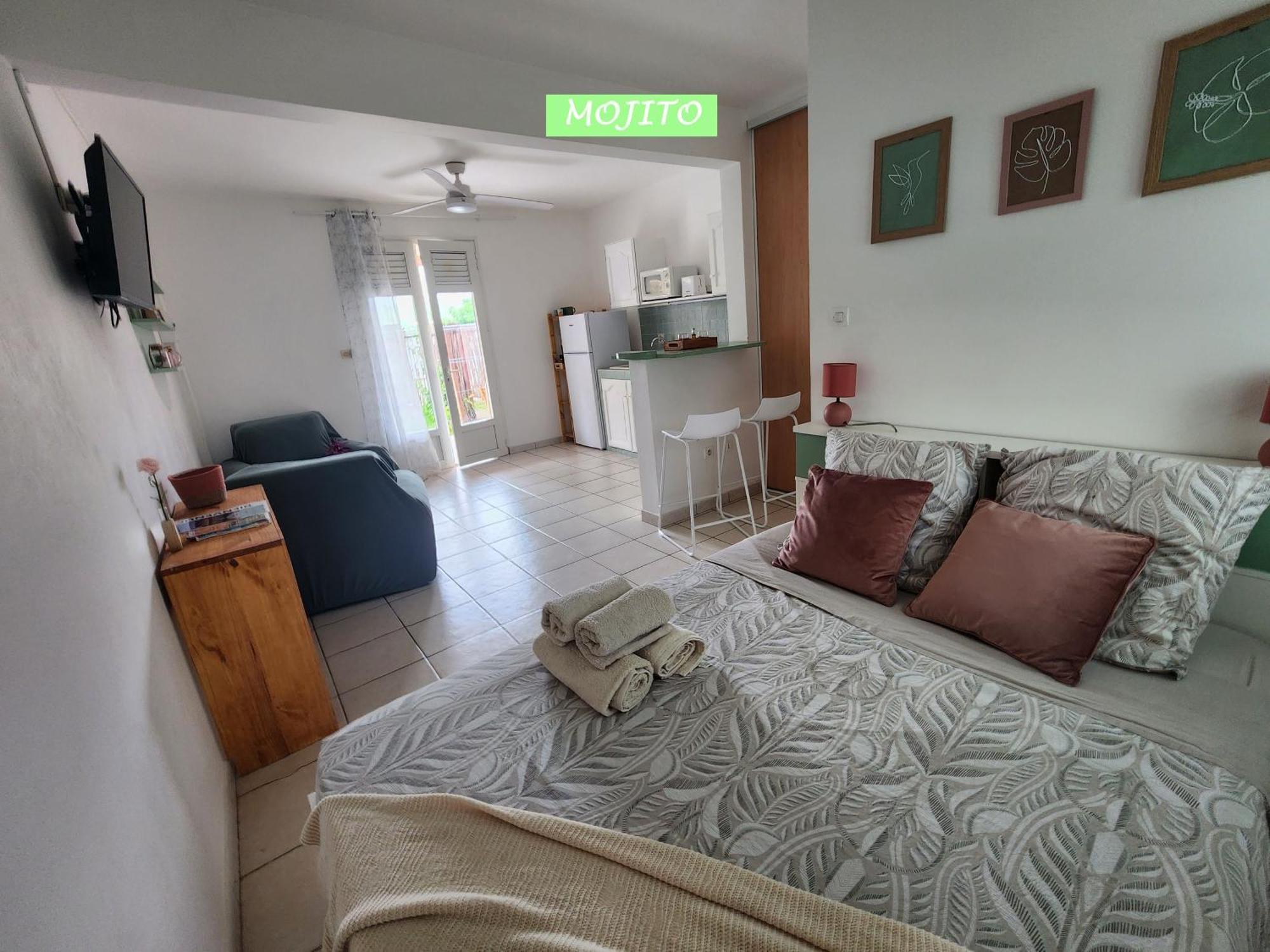 Apartamento Kozy Kaz - Les Pieds Dans L Eau Trinite  Exterior foto
