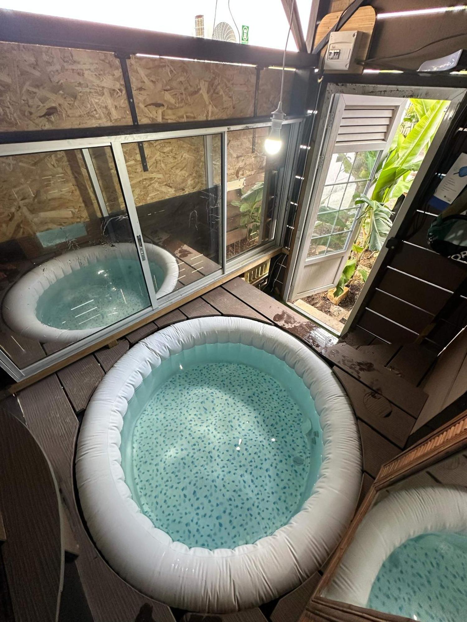 Apartamento Kozy Kaz - Les Pieds Dans L Eau Trinite  Exterior foto