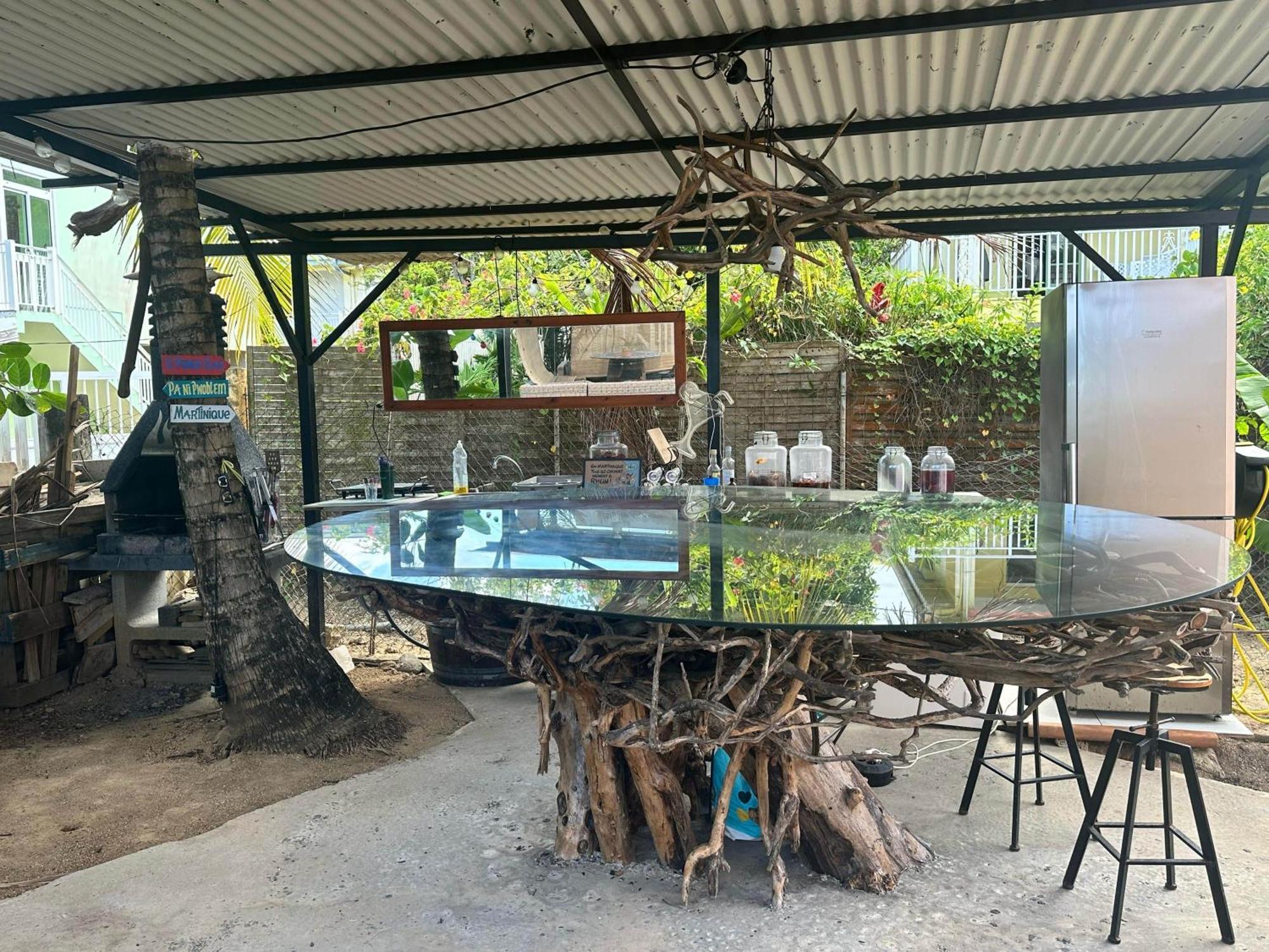 Apartamento Kozy Kaz - Les Pieds Dans L Eau Trinite  Exterior foto
